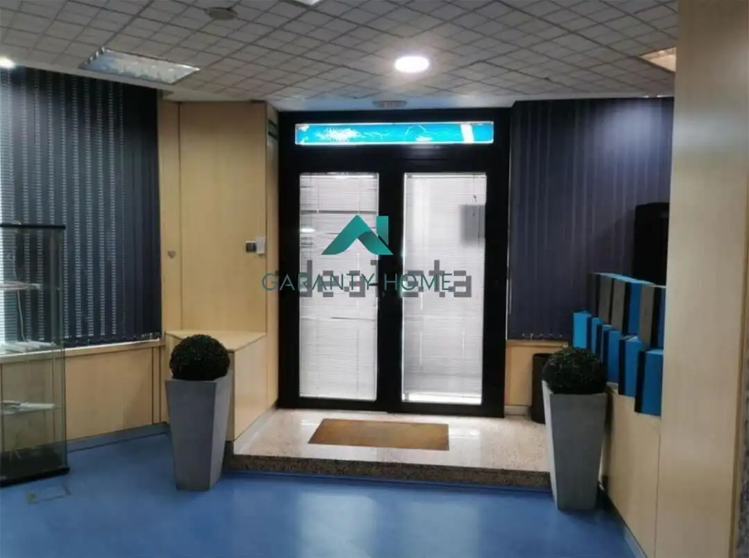 Commercial properties for sale in Madrid  with Air Conditioner