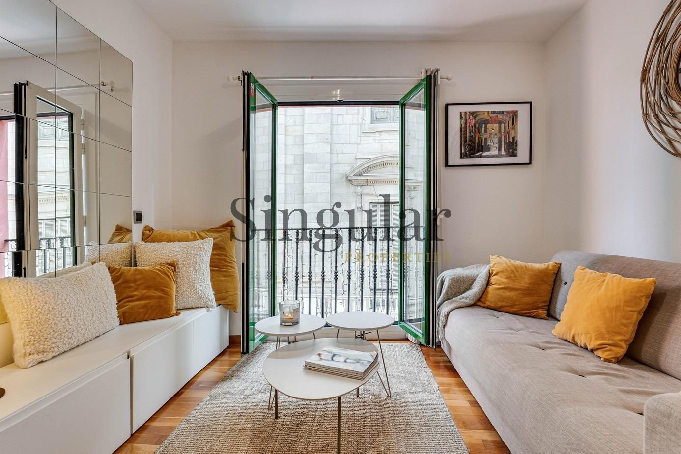 Attic for sale in Carrer del Consolat de Mar, Sant Pere, Sta. Caterina i la Ribera