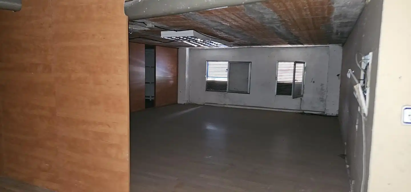 Commercial properties for sale in Avenida del Pinar, Parque Lisboa - La Paz