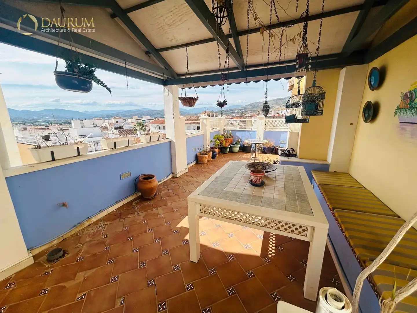 Terrasse von Einfamilien-Reihenhaus zum Verkauf in Vélez-Málaga mit Klimaanlage, Heizung und Terrasse
