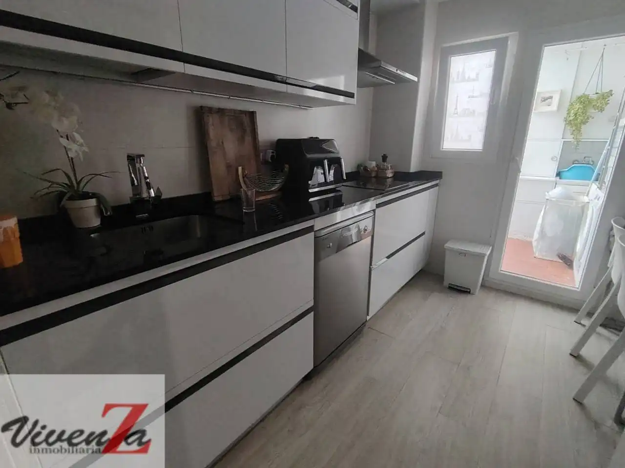Cocina de Piso en venta en Zamora Capital  con Calefacción y Balcón