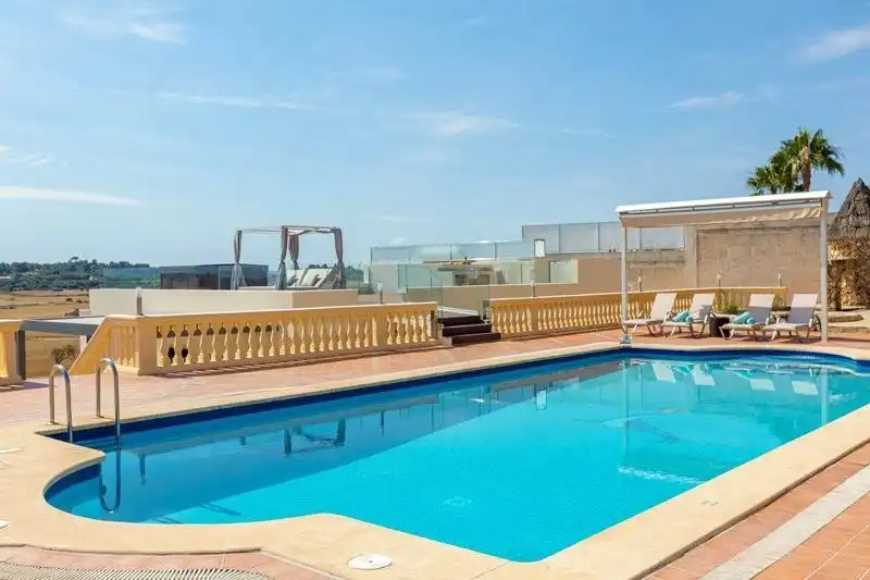 Chalet con piscina en venta en Muro, imagen 4