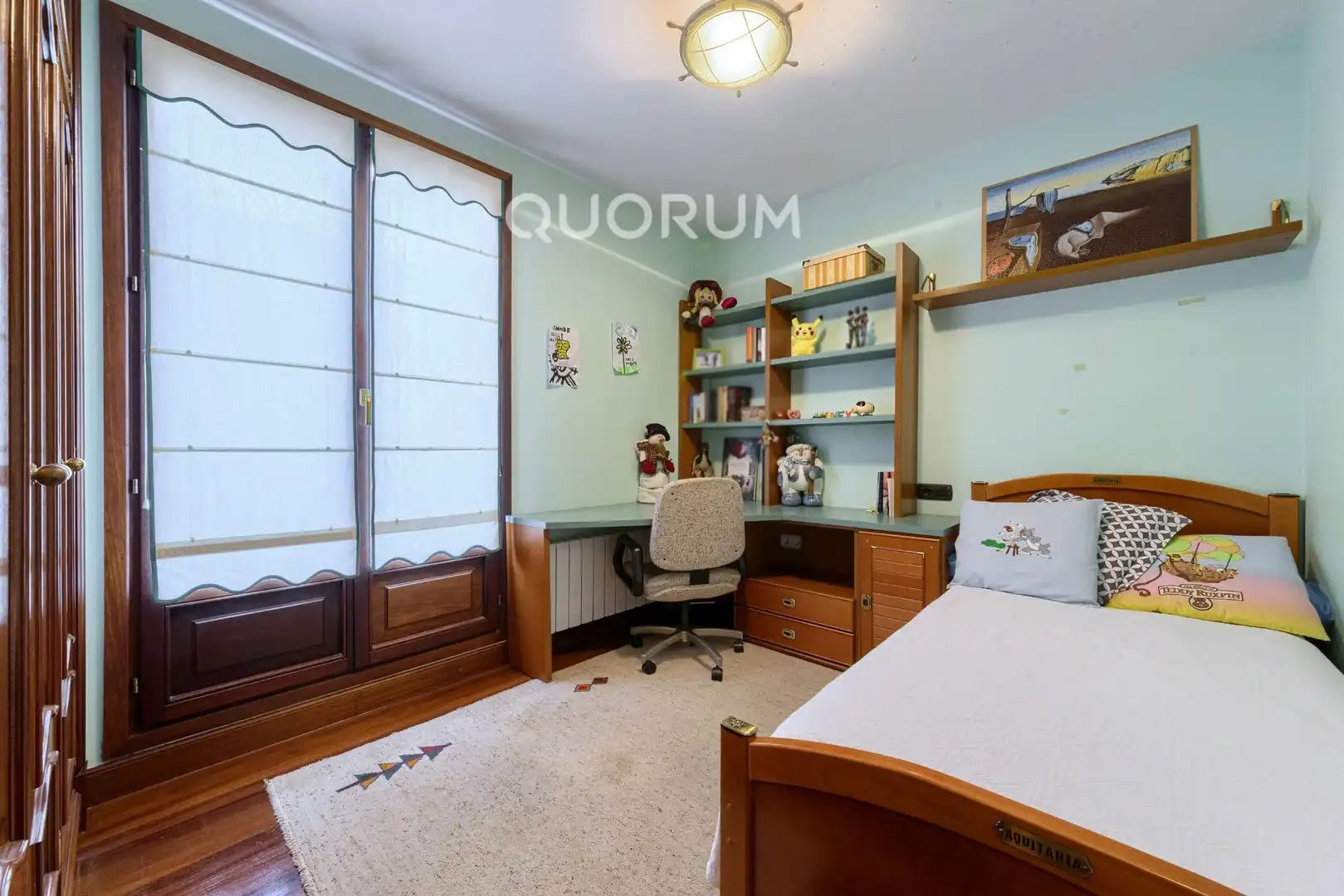 Habitación de Casa adosada en venta en Basauri  con Calefacción, Jardín privado y Terraza