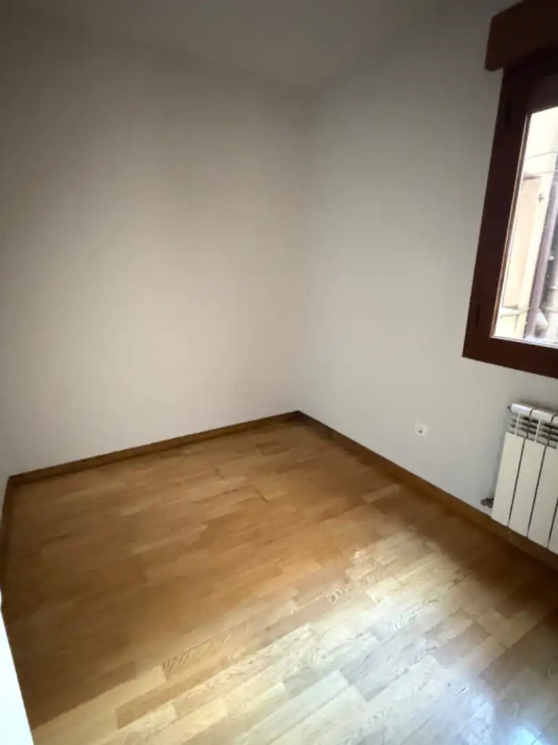 Bedroom of Flat for sale in Valverde del Majano  with Heating and Parquet flooring