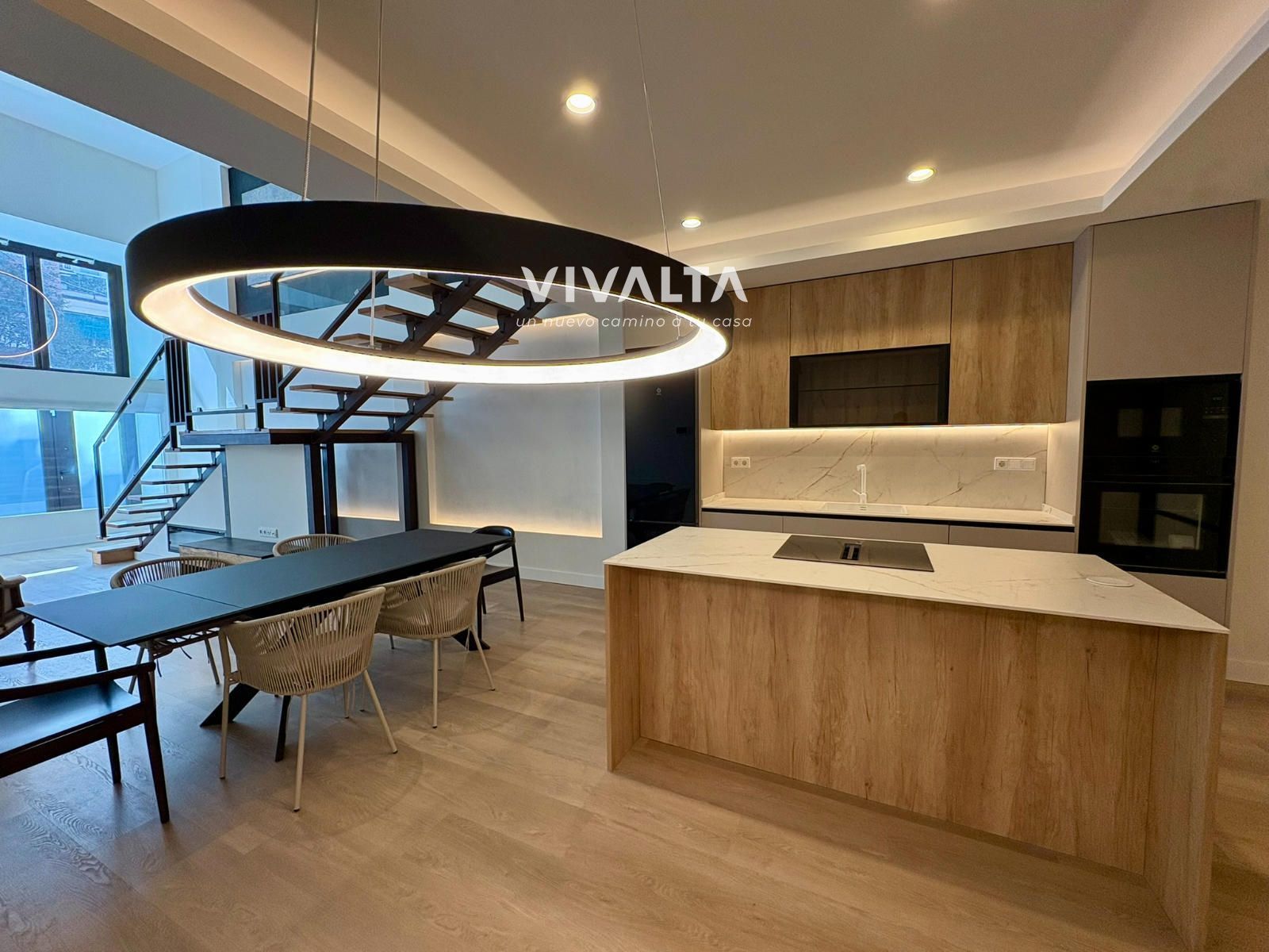 Küche von Maisonette zum Verkauf in  Madrid Capital mit Klimaanlage, Heizung und Haustechnik