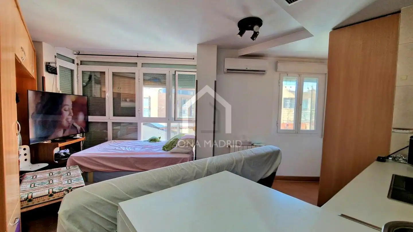 Piso con ascensor en venta en Calle de Indalecio Fernández