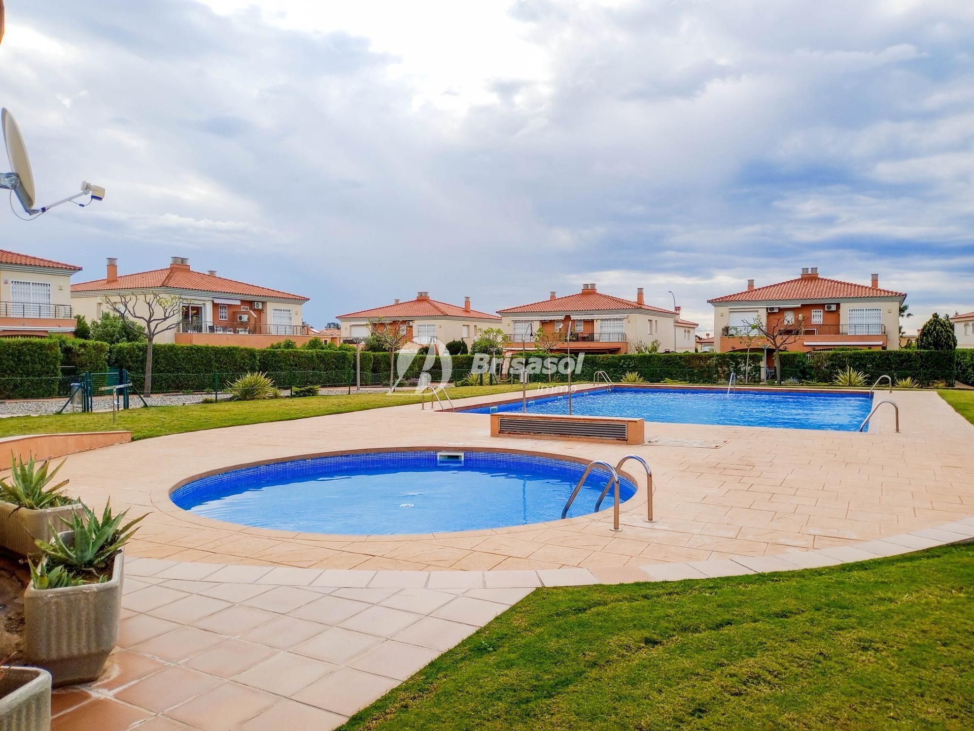 Swimming pool of Planta baja for sale in Mont-roig del Camp  with Air Conditioner, Heating and Terrace