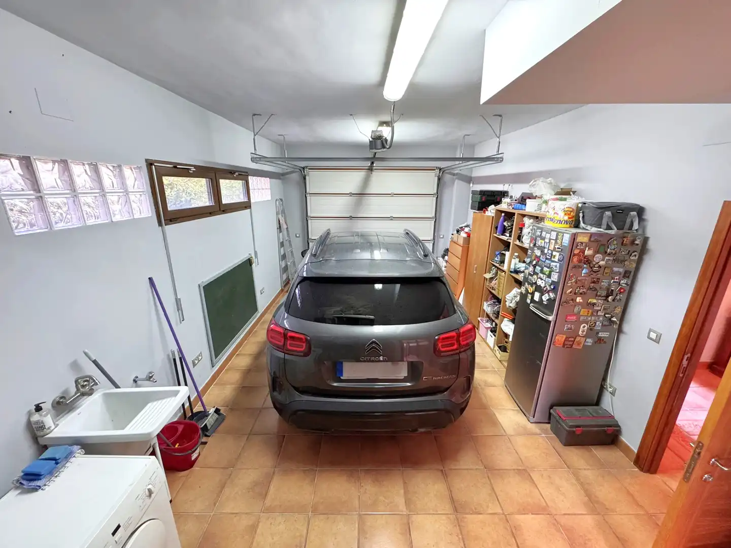 Parking de Casa o chalet en venta en Carmona con Aire acondicionado, Calefacción y Jardín privado