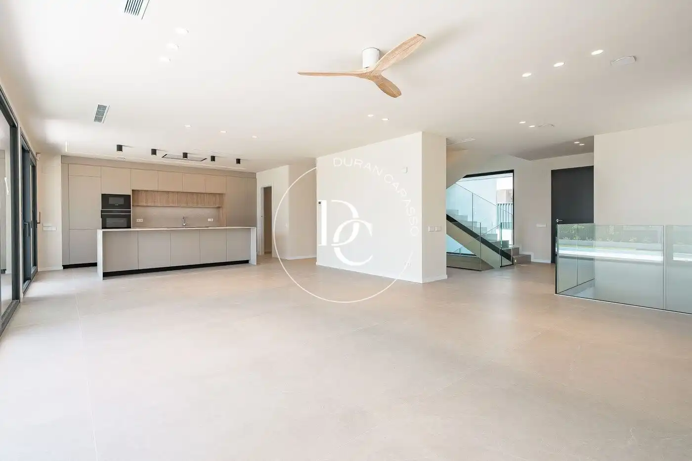 Living room of Houses for sale in Sitges  with Air Conditioner, Private garden and Terrace