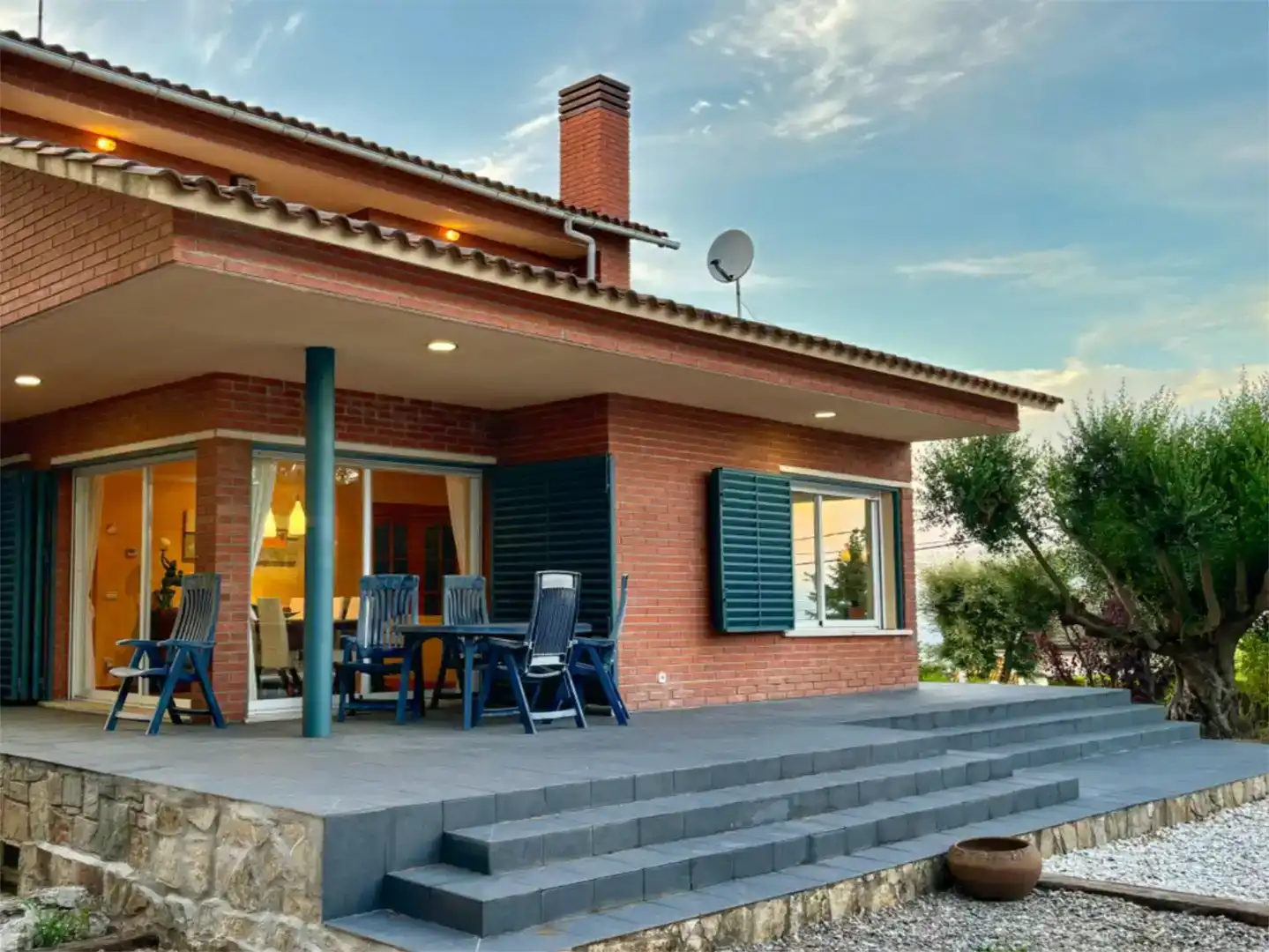 Terrassa de Casa o xalet en venda en Corbera de Llobregat, Barcelona