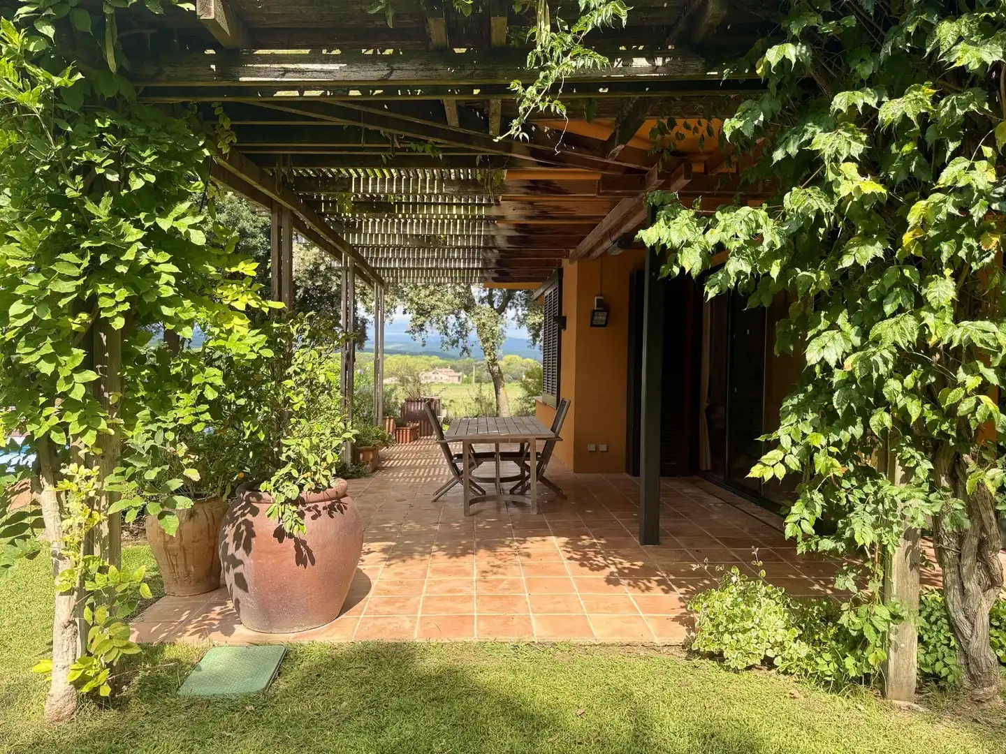 Casa con piscina in vendita a JOSEP MARIA DE VENTÓS, imagen 2