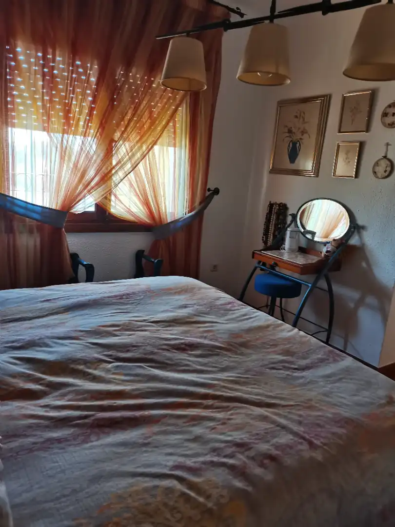 Dormitori de Casa o xalet en venda en Málaga amb Calefacció, Jardí privat i Parquet