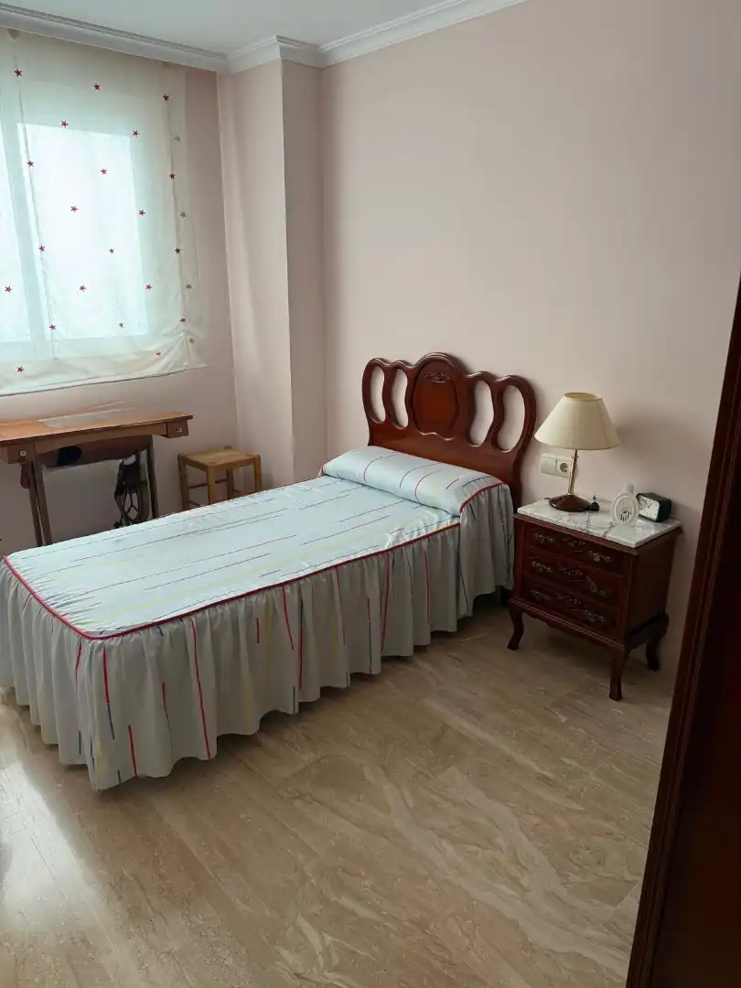 Dormitori de Casa o xalet en venda en Riba-roja de Túria amb Aire condicionat, Calefacció i Terrassa