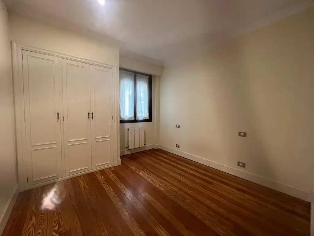 Habitación de Piso de alquiler en Bilbao  con Calefacción y Balcón
