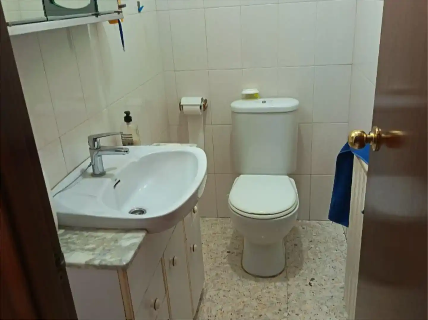 Bany de Casa adosada en venda en Manlleu amb Balcó
