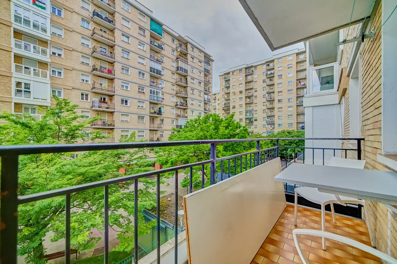Terrassa de Pis en venda en  Pamplona / Iruña amb Calefacció, Jardí privat i Parquet