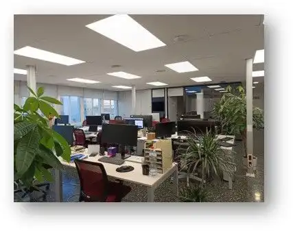 Office for rent in Barcelona  with Air Conditioner and Storage room