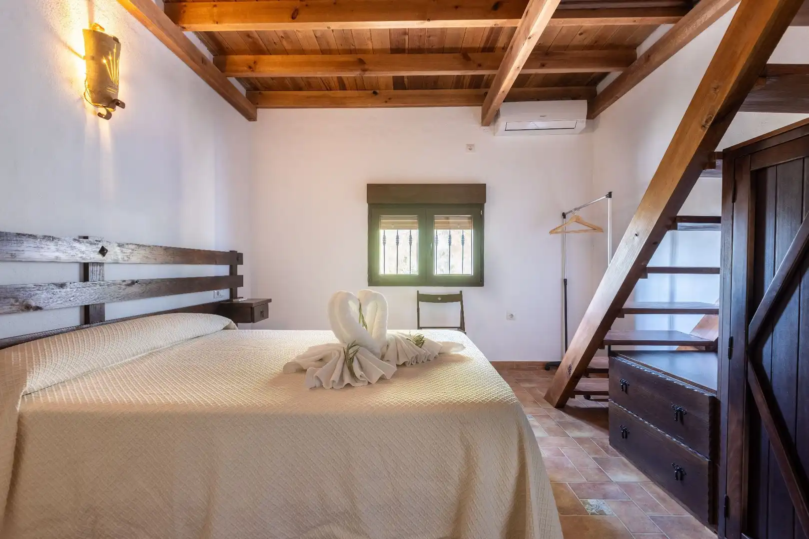 Bedroom of Country homes for sale in Gilena  with Air Conditioner, Heating and Private garden