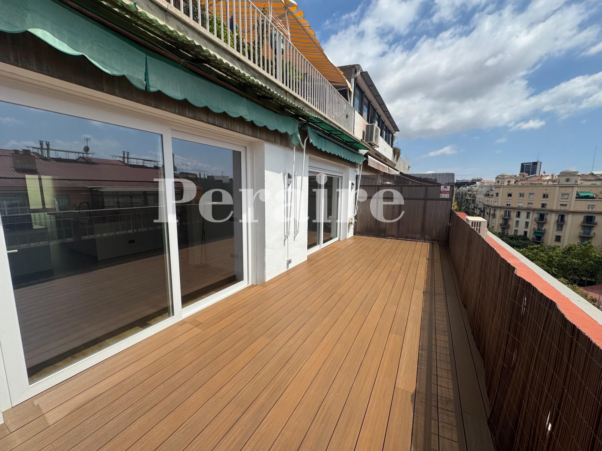 Terrassa de Àtic en venda en  Barcelona Capital amb Aire condicionat, Calefacció i Terrassa