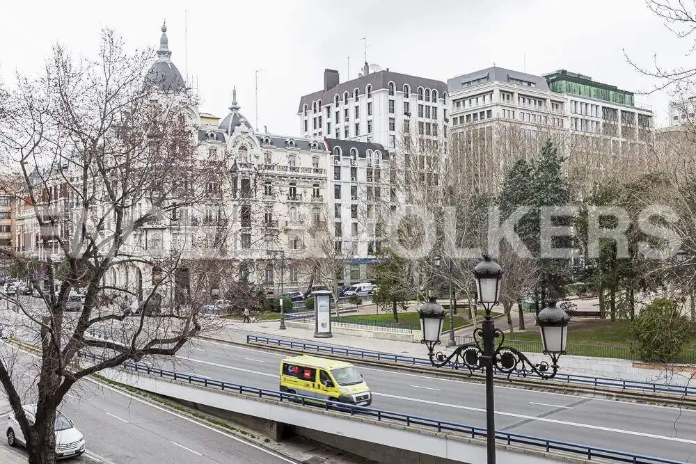 Vista exterior de Piso de alquiler en Madrid con Aire acondicionado, Calefacción y Terraza