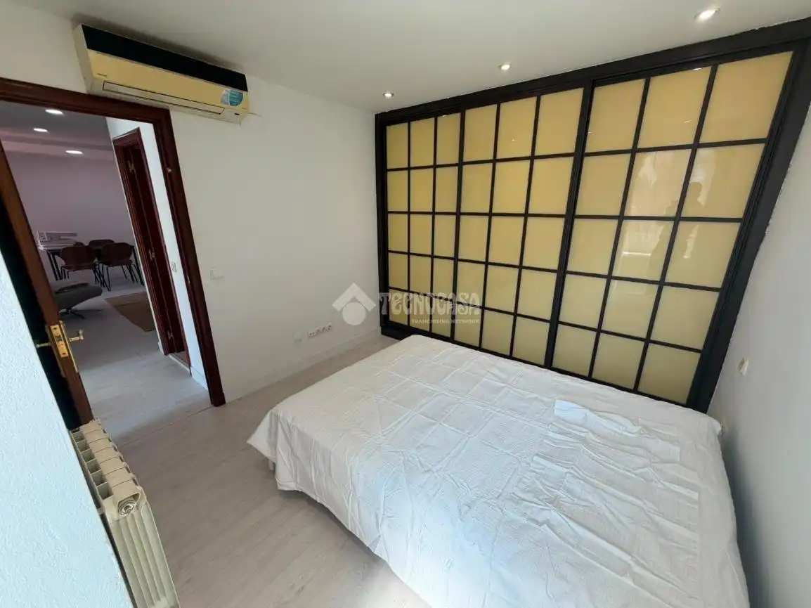 Bedroom of Flat for rent in Getafe  with Air Conditioner and Heating