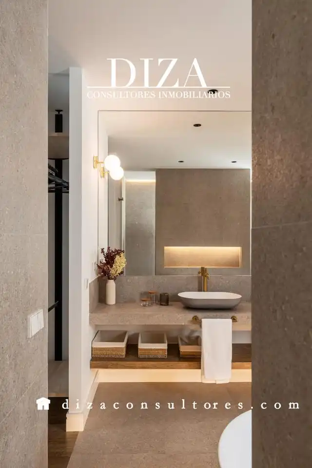 Baño de Ático de alquiler en Barrio de Salamanca