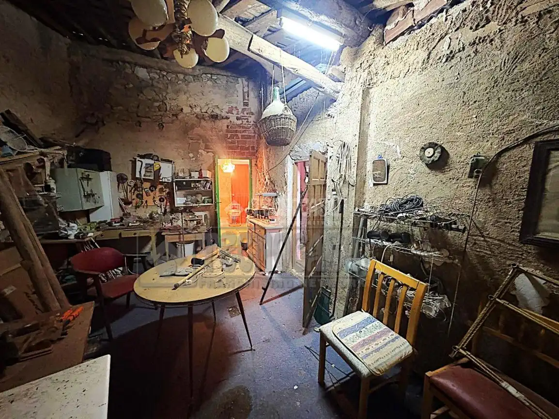 Casa adosada en venta en Castillo-Albaráñez con Calefacción