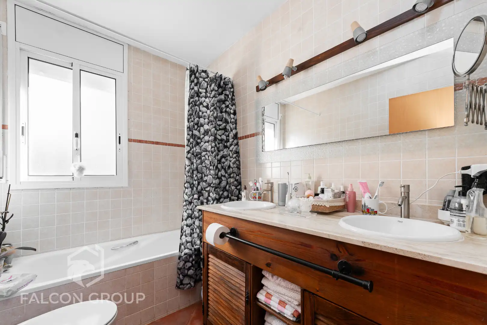 Baño de Casa o chalet en venta en Querol con Jardín privado, Terraza y Trastero