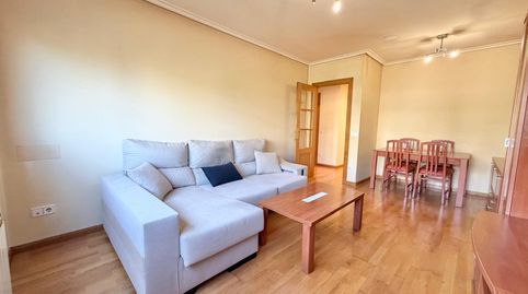 Photo 2 of Flat for rent in Logroño - av. Burgos, El Arco, Logroño