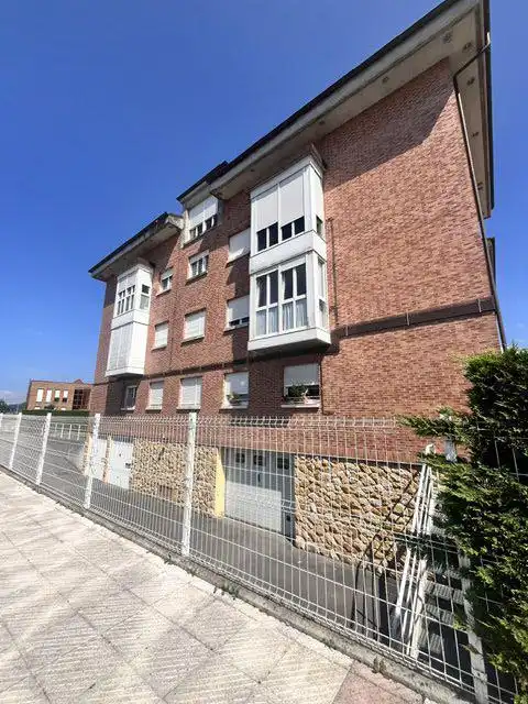 Vista exterior de Apartament en venda en Villaviciosa amb Calefacció i Traster
