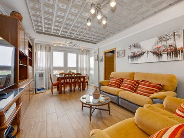 Apartament amb ascensor en venda a Avenida GREGORIO MARAÑON 31A