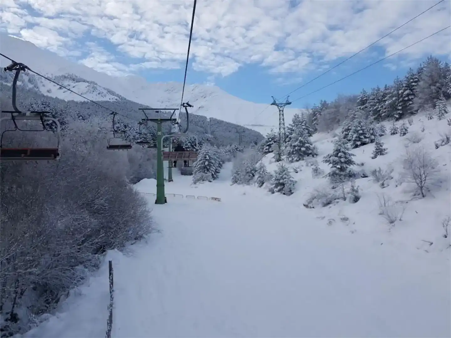 Vista exterior de Pis en venda en Cerezo de Arriba amb Piscina i Moblat