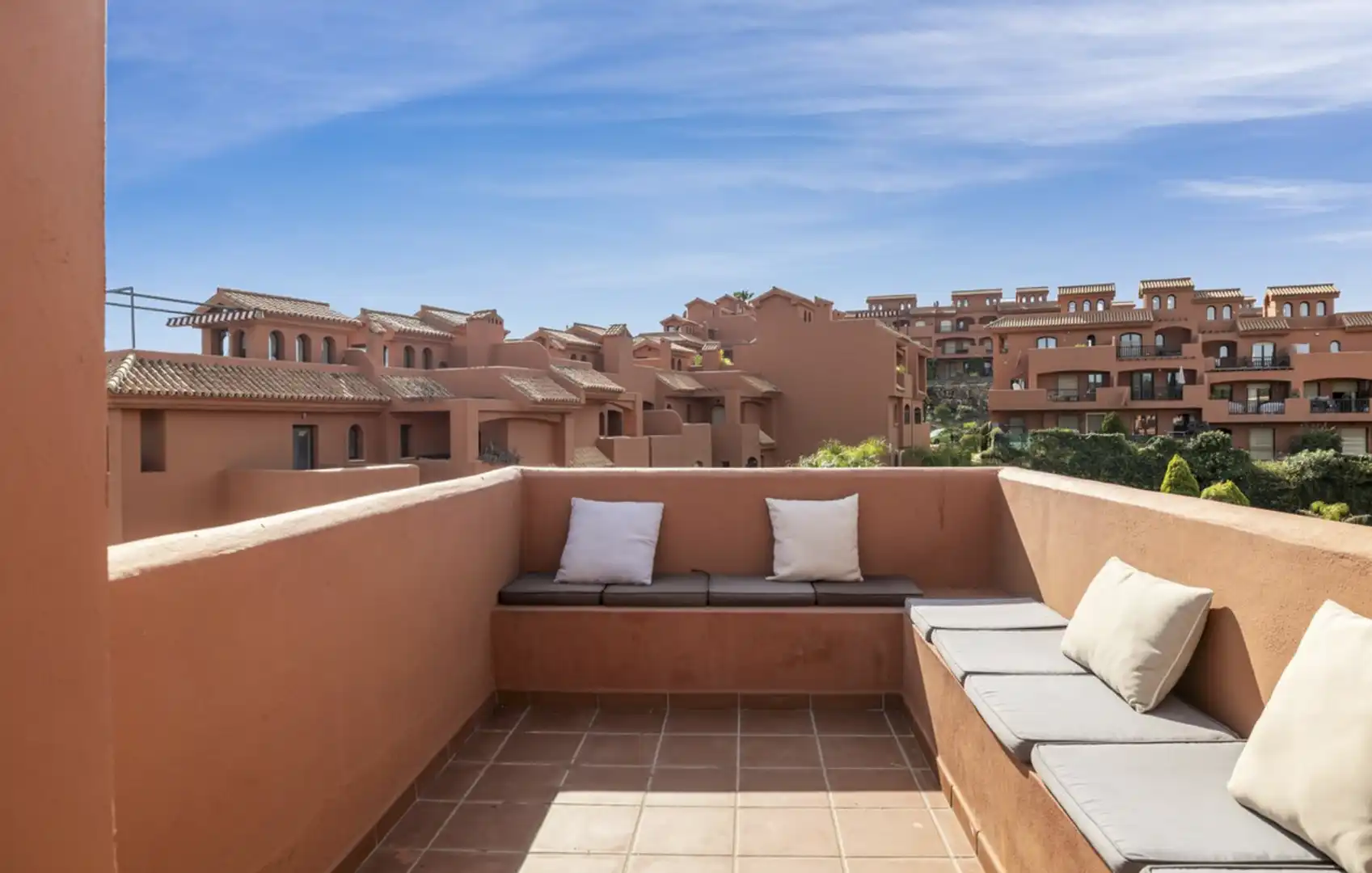 Terrassa de Dúplex en venda en Estepona amb Aire condicionat, Calefacció i Terrassa