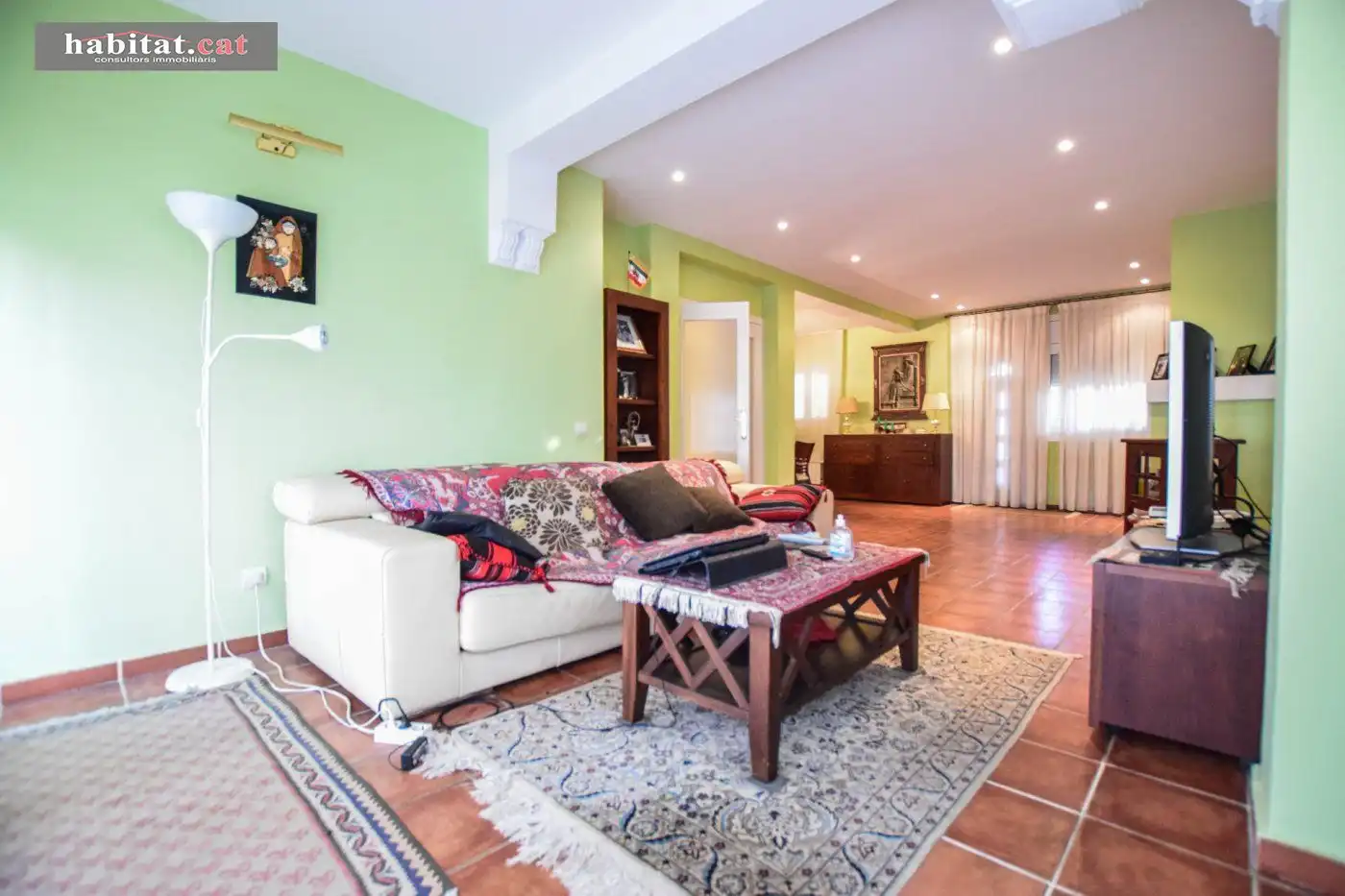 Sala d'estar de Casa o xalet en venda en Sant Pere de Ribes amb Aire condicionat, Calefacció i Jardí privat