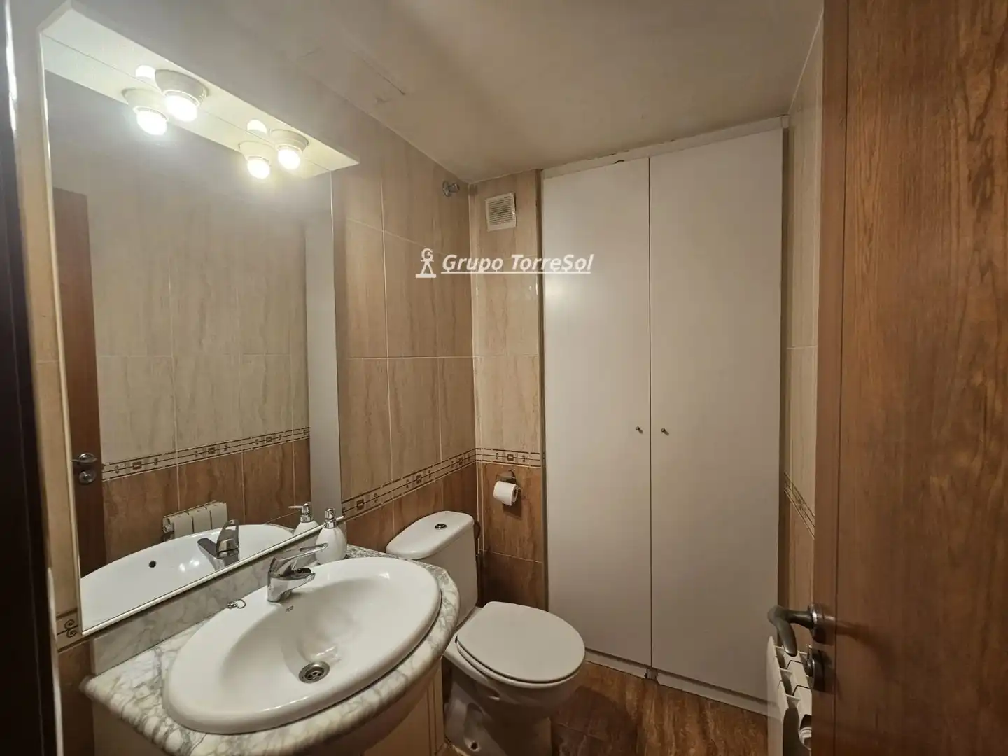 Detached homes for sale in via Dels Paisos Catalans, Centre