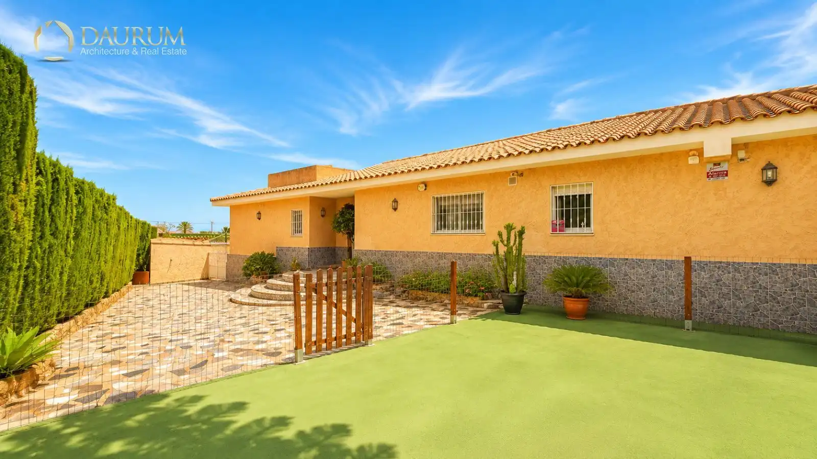 Exterior view of Houses for sale in L'Alfàs del Pi  with Air Conditioner, Terrace and Storage room