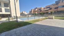 Piscina de Pis en venda en Fuenlabrada amb Aire condicionat, Calefacció i Traster