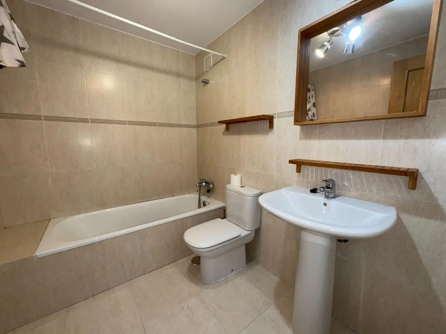Flat for sale in Calle adriano curiel, 1, Centro