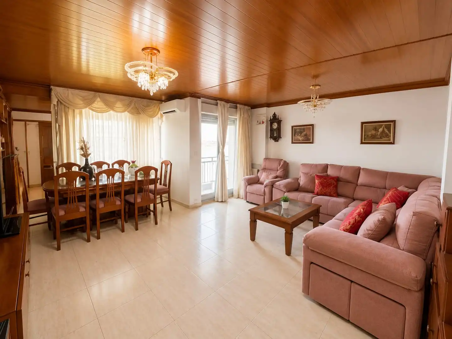 Living room of Flat for sale in Parla  with Air Conditioner, Heating and Terrace