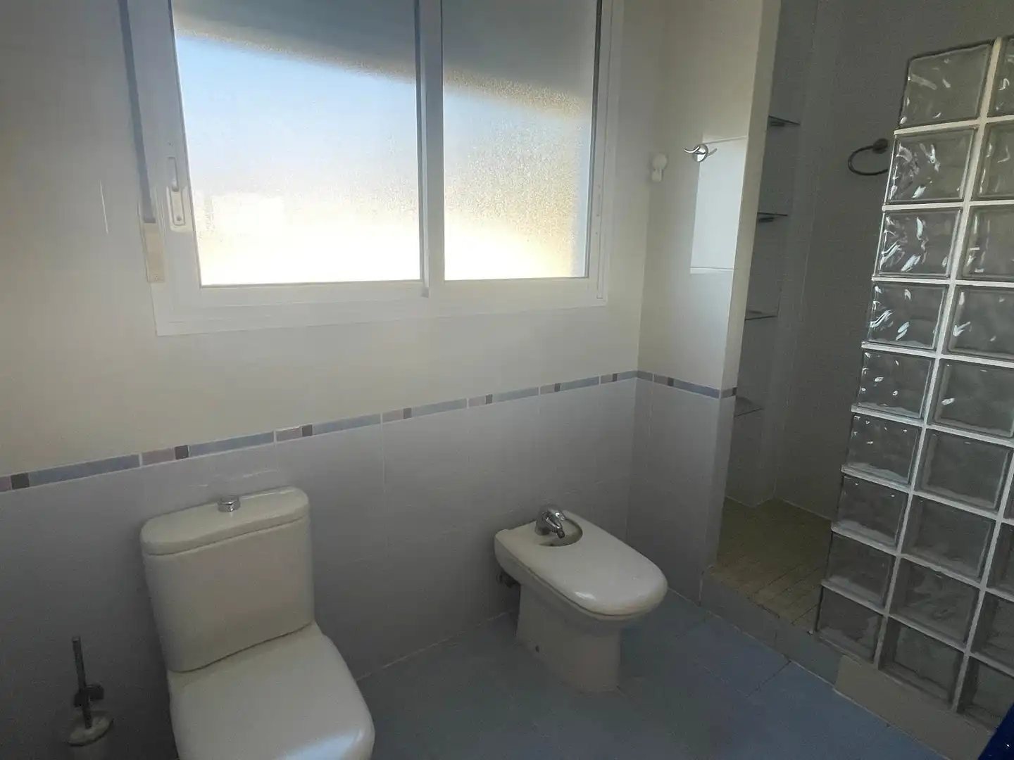 Bathroom of Houses for sale in Castellón de la Plana / Castelló de la Plana  with Private garden, Terrace and Storage room
