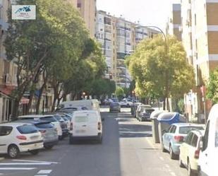 Pis en venda a Avenida SANTA CECILIA, Triana Oeste