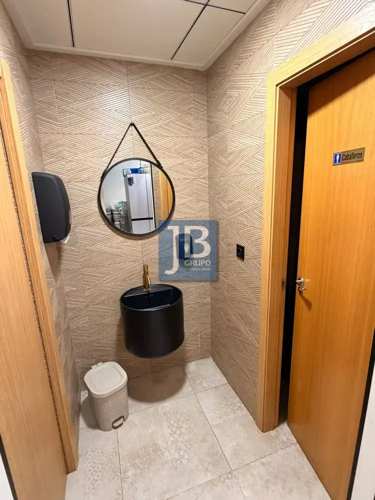 Business premises for transfer in Carrer Pintor Perales, imagen 10