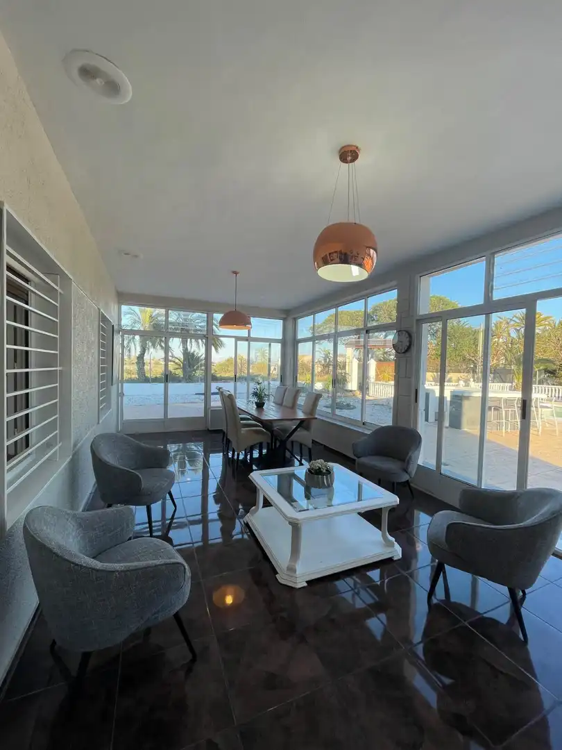 Menjador de Casa o xalet en venda en Elche / Elx amb Aire condicionat, Jardí privat i Terrassa