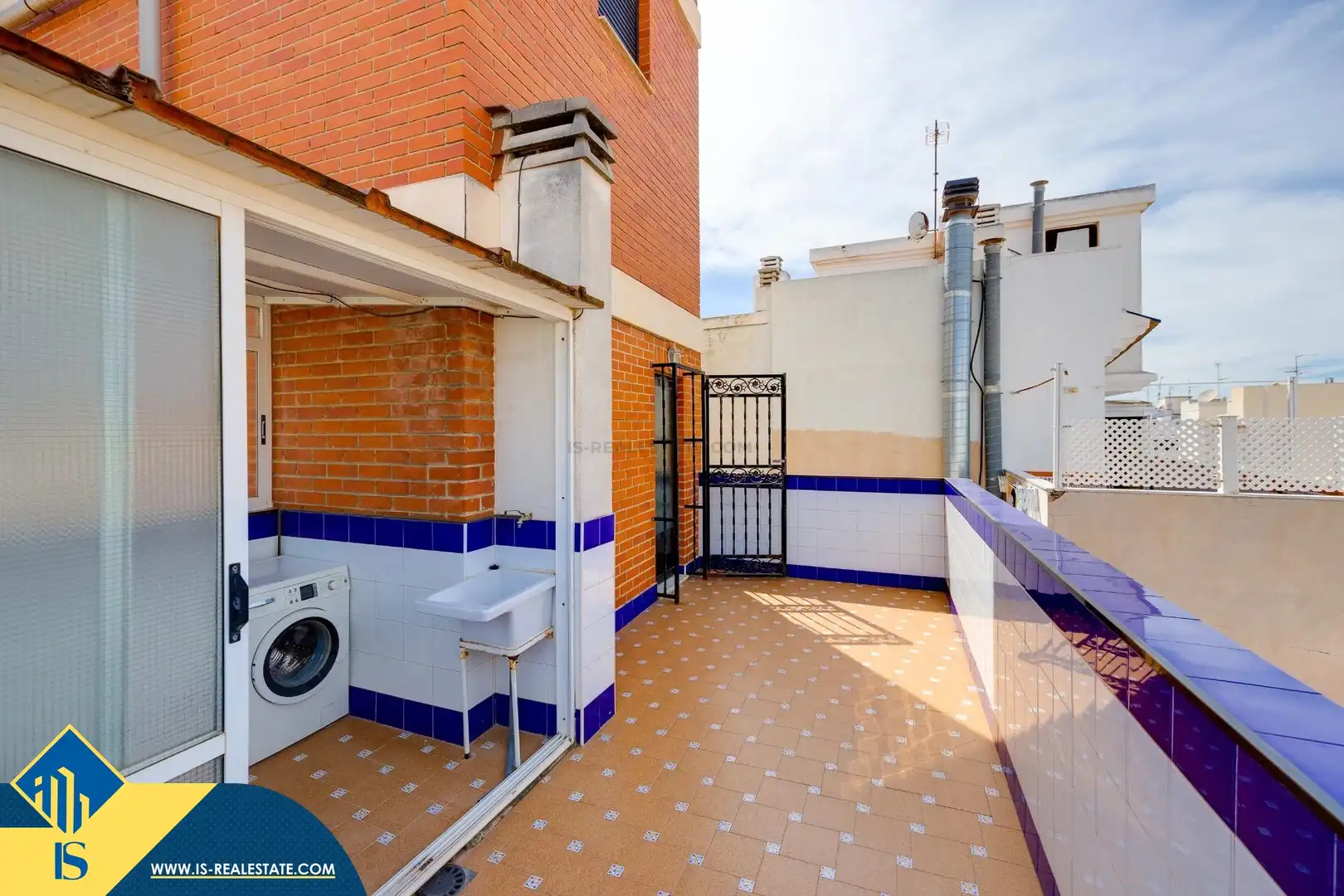 Terraza de Ático de alquiler en Torrevieja con Terraza, Trastero y Amueblado