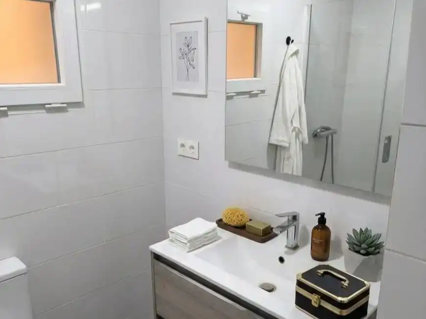 Bathroom of Flat for sale in Agullana  with Private garden and Parquet flooring