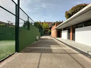 Vista exterior de Pis en venda en Pozuelo de Alarcón amb Traster, Alarma i Piscina comunitària