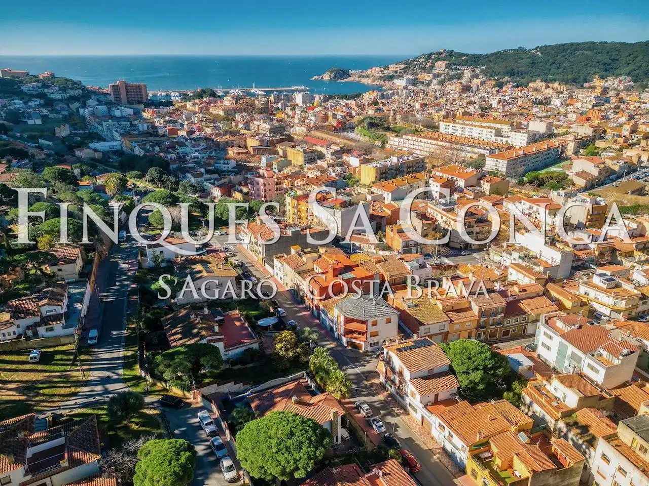 Vista exterior de Casa adosada en venta en Sant Feliu de Guíxols con Calefacción