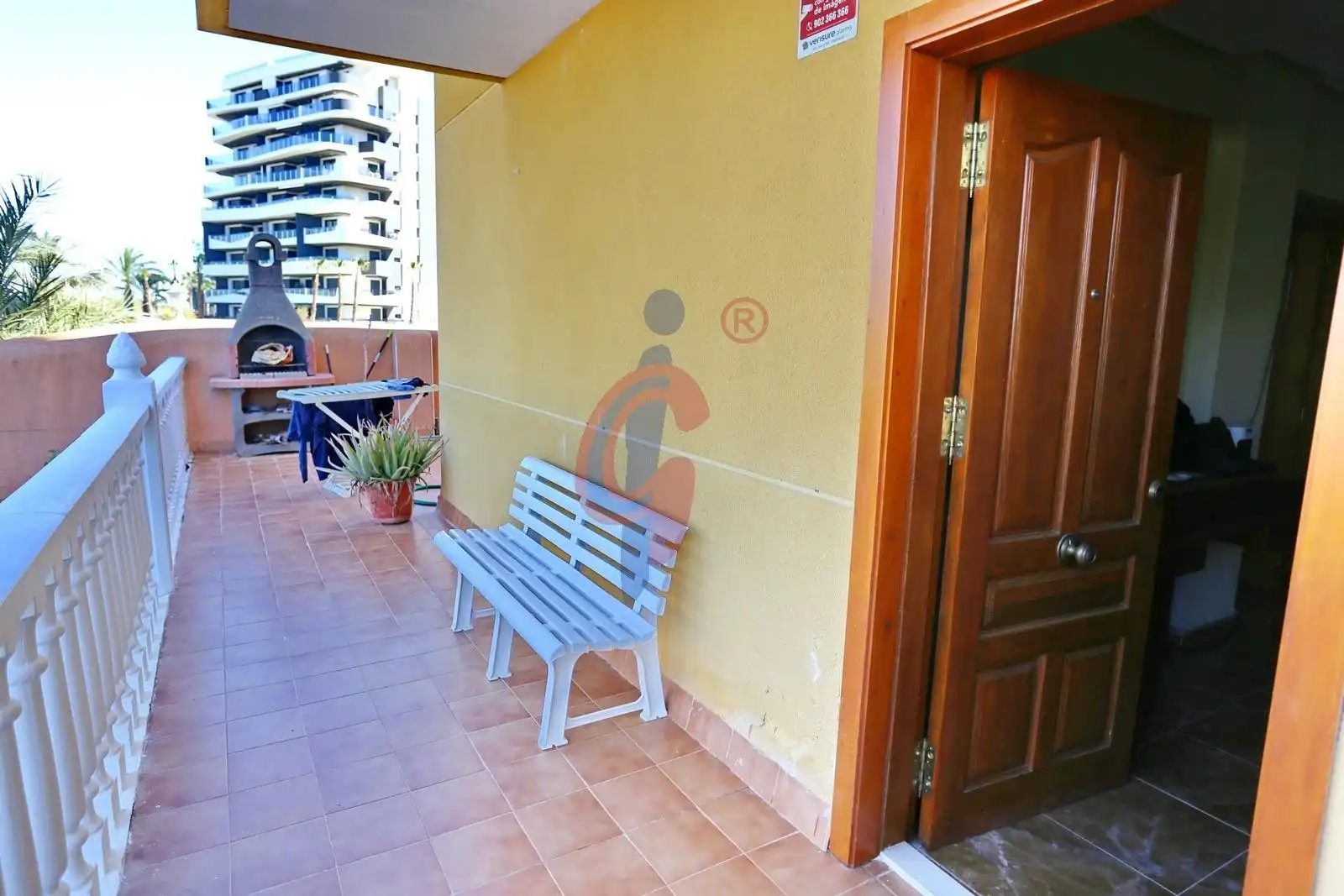 Terrassa de Planta baixa en venda en Guardamar del Segura amb Terrassa, Moblat i Piscina comunitària