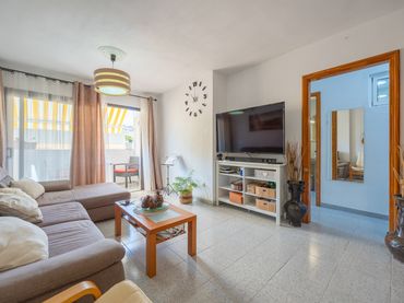 Flat with balcony for sale in C. Dibicenas, 32 32