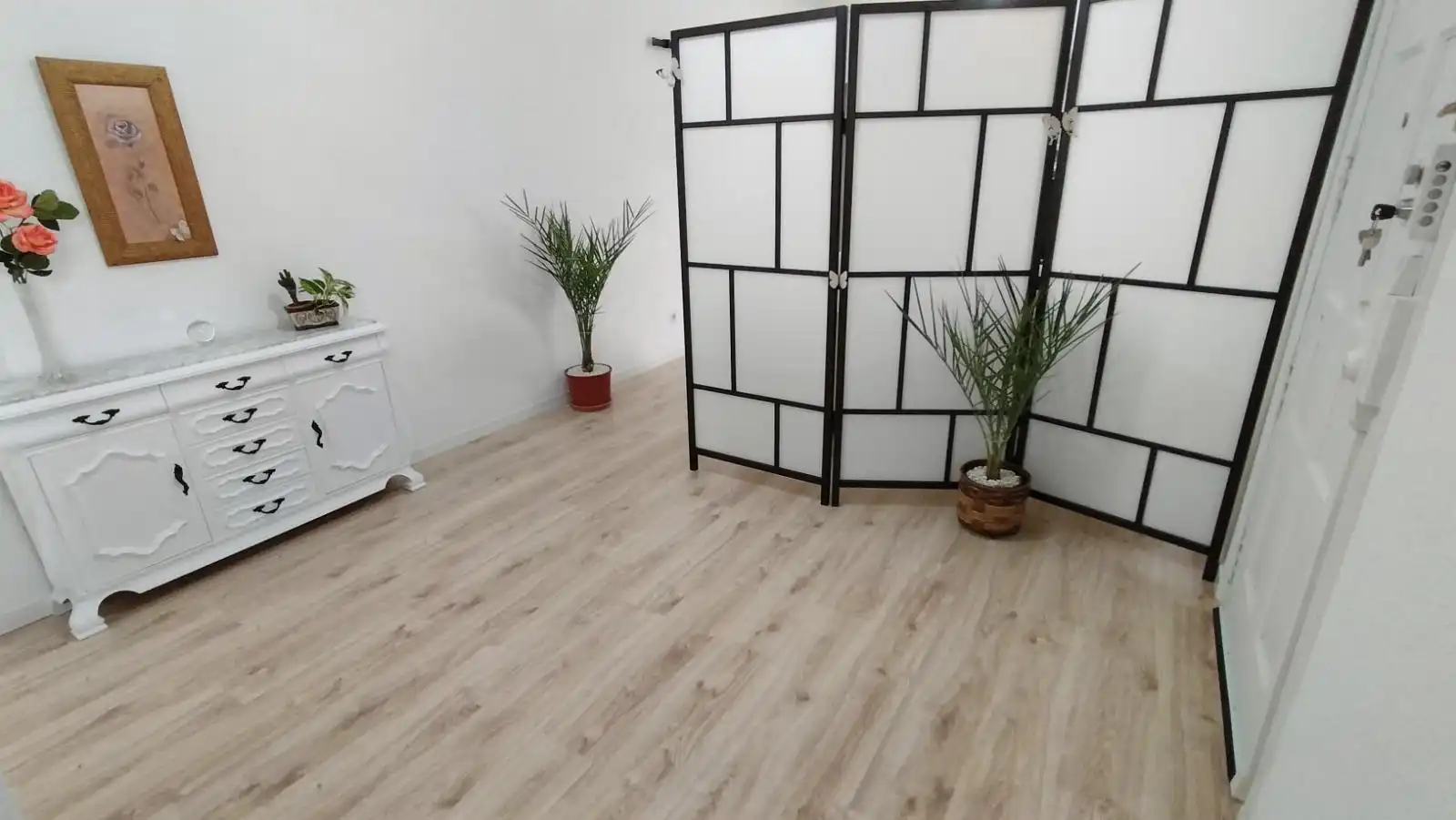 Sala d'estar de Casa adosada en venda en La Zubia amb Balcó